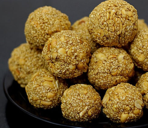 Palharam Til & Palli Laddu